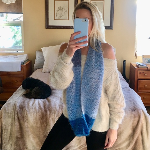 Accessories - Homemade chunky knit scarf